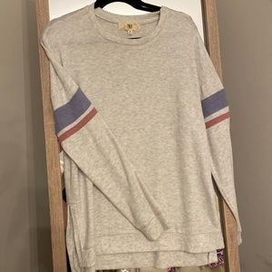 Super soft grey/white sweater!